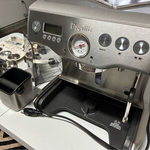 Breville Stainless Steel Espresso Maker with Pressure Gauge